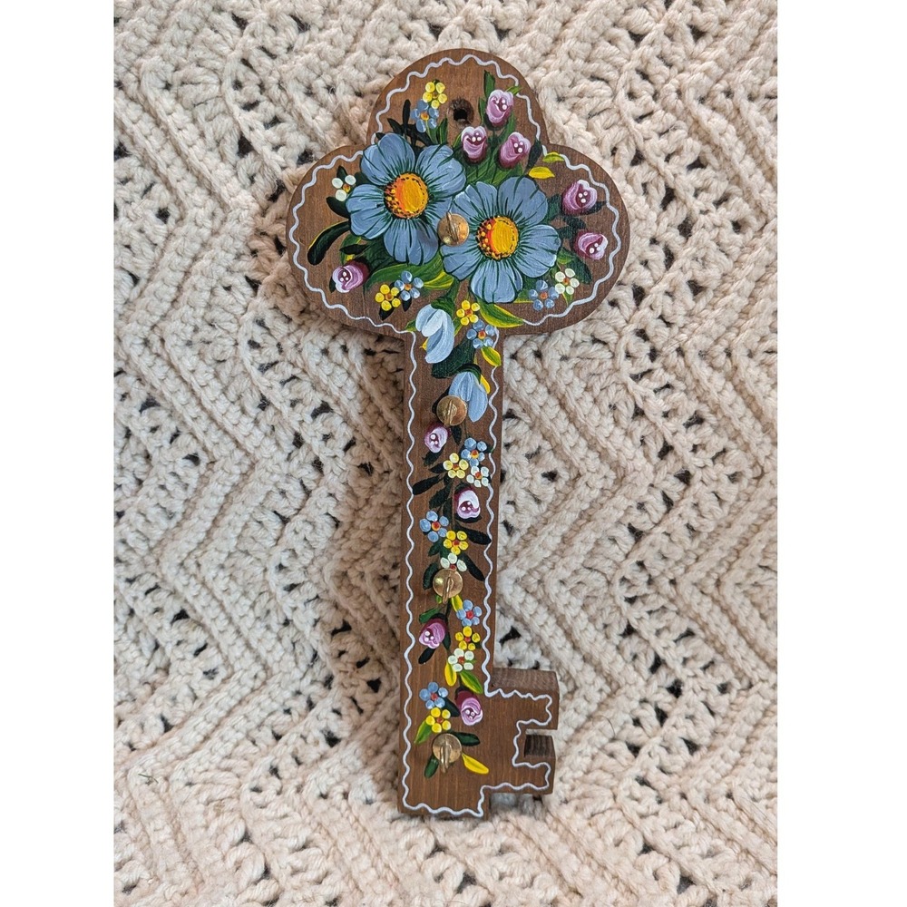 Vintage Hand Painted Wooden Key Rack Floral Folk Art Wall Hanging 4 Hook 11 inch